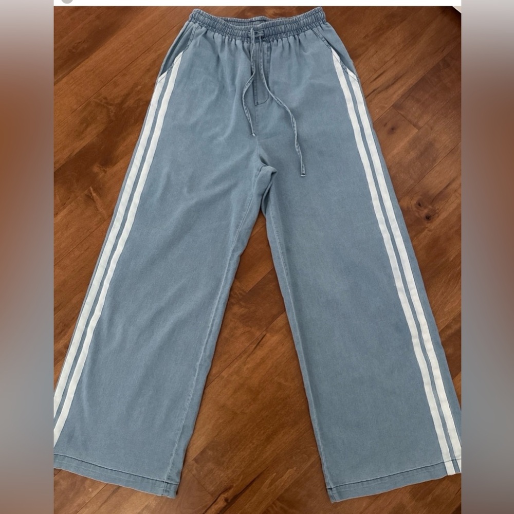 So Me Wide Leg Pants Blue Stripe Drawstring Lounge Athleisure Size M